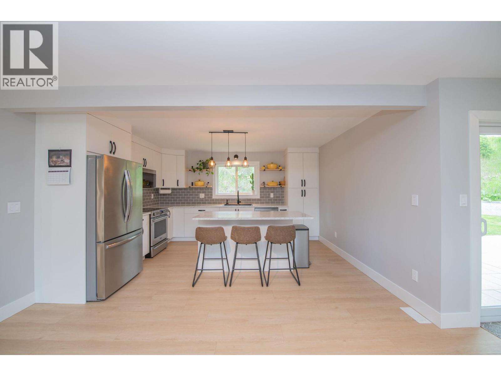 2224 Linea Crescent, Lumby