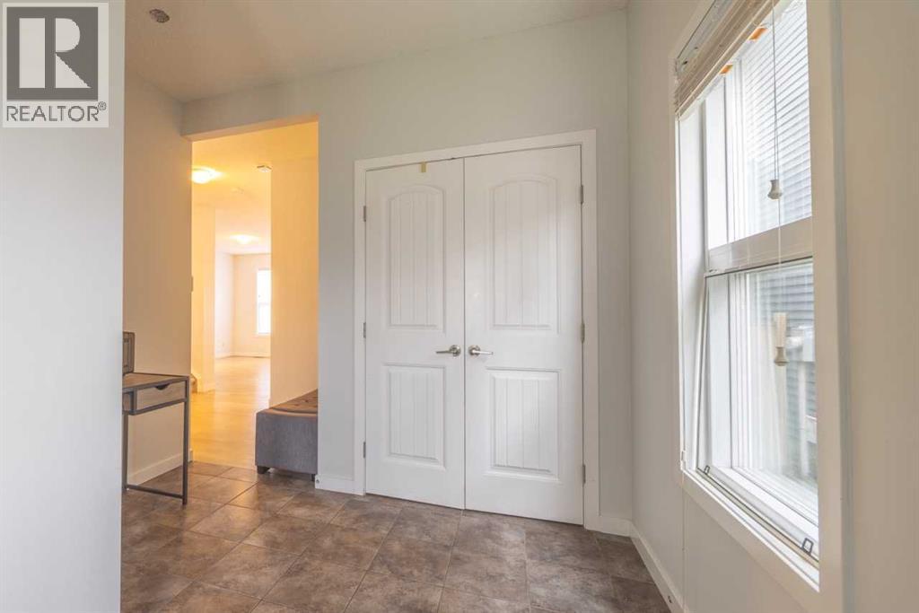 Photo 24 of 385 Kings Heights Drive Se, Airdrie AB