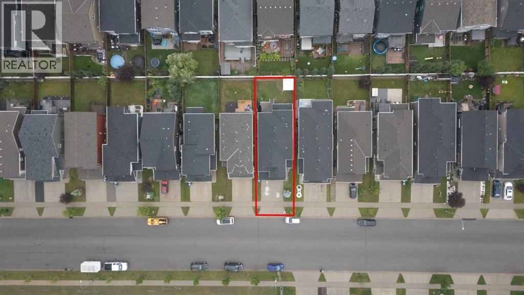 Photo 6 of 385 Kings Heights Drive Se, Airdrie AB