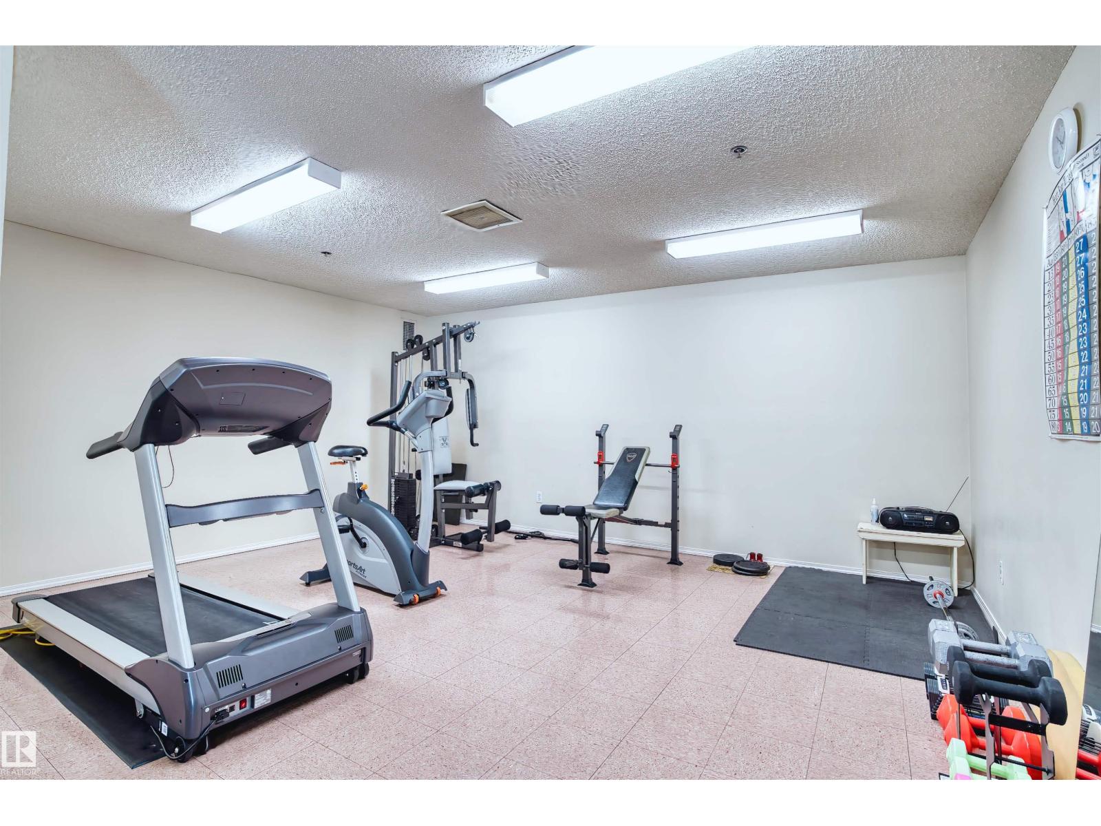Photo 11 of 306 10610 76 St Nw, Edmonton AB