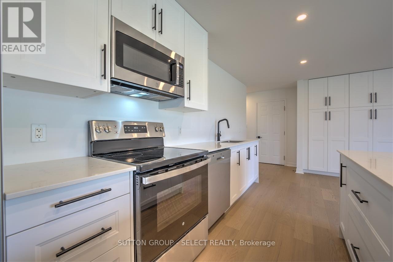 Photo 2 of 101 Broadway Street, Lambton Shores ON