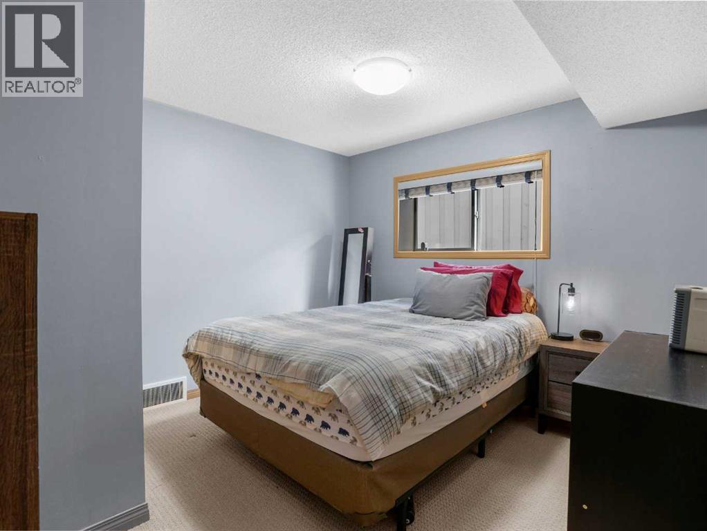 Photo 25 of 126 Kincora Park Nw, Calgary AB