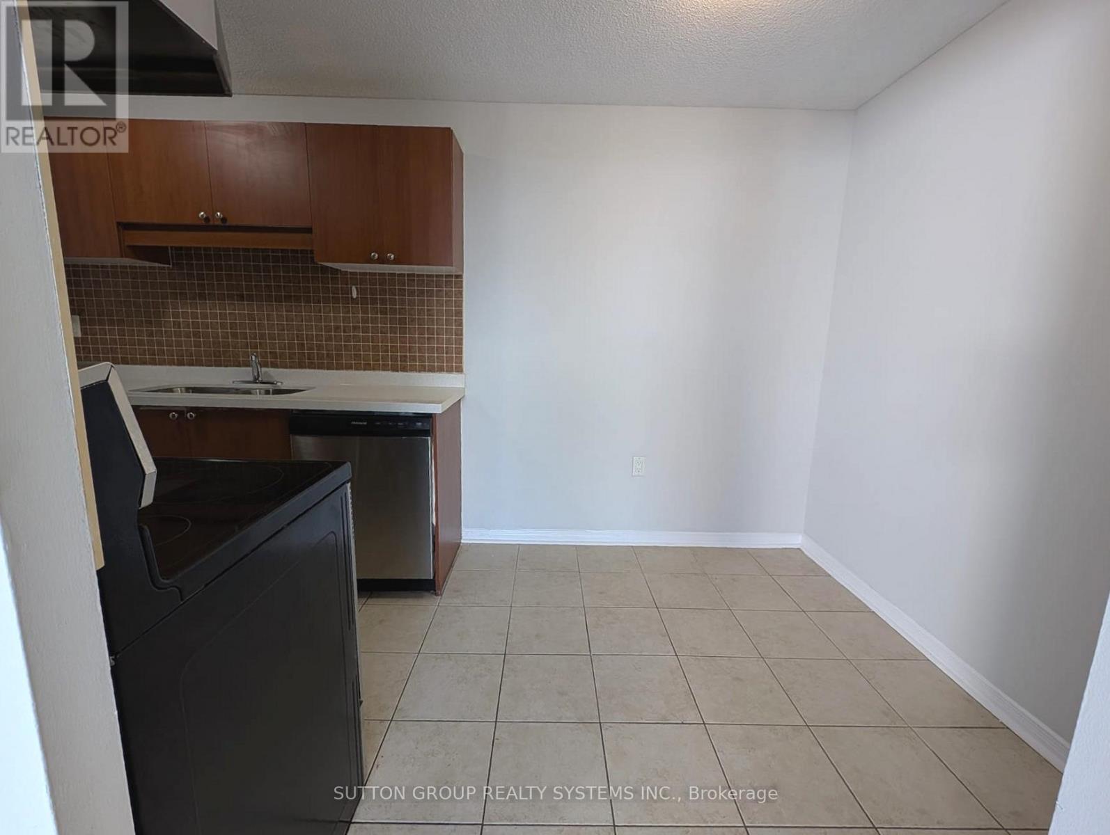Photo 17 of 309 2900 Battleford Road, Mississauga ON