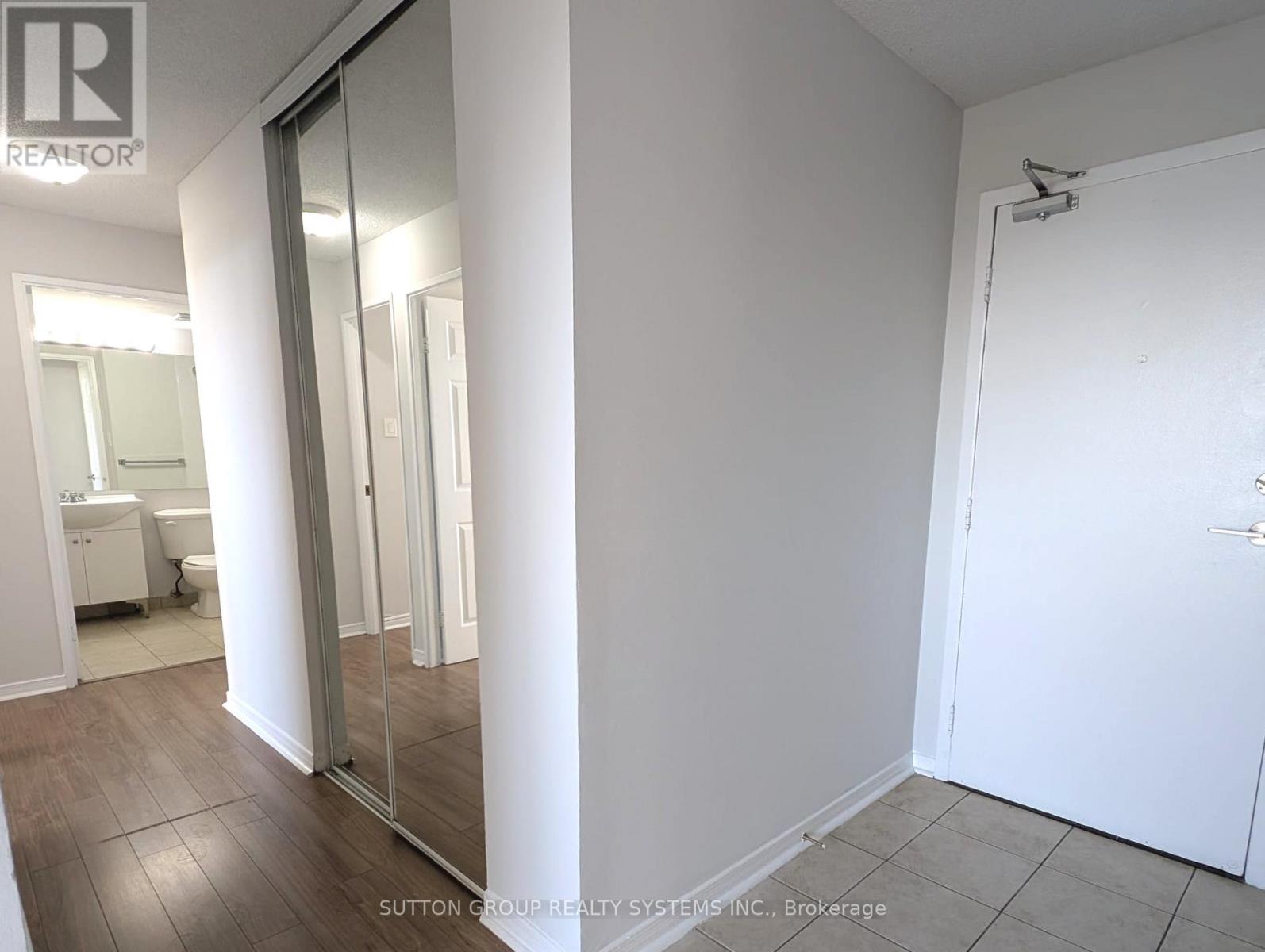 Photo 6 of 309 2900 Battleford Road, Mississauga ON