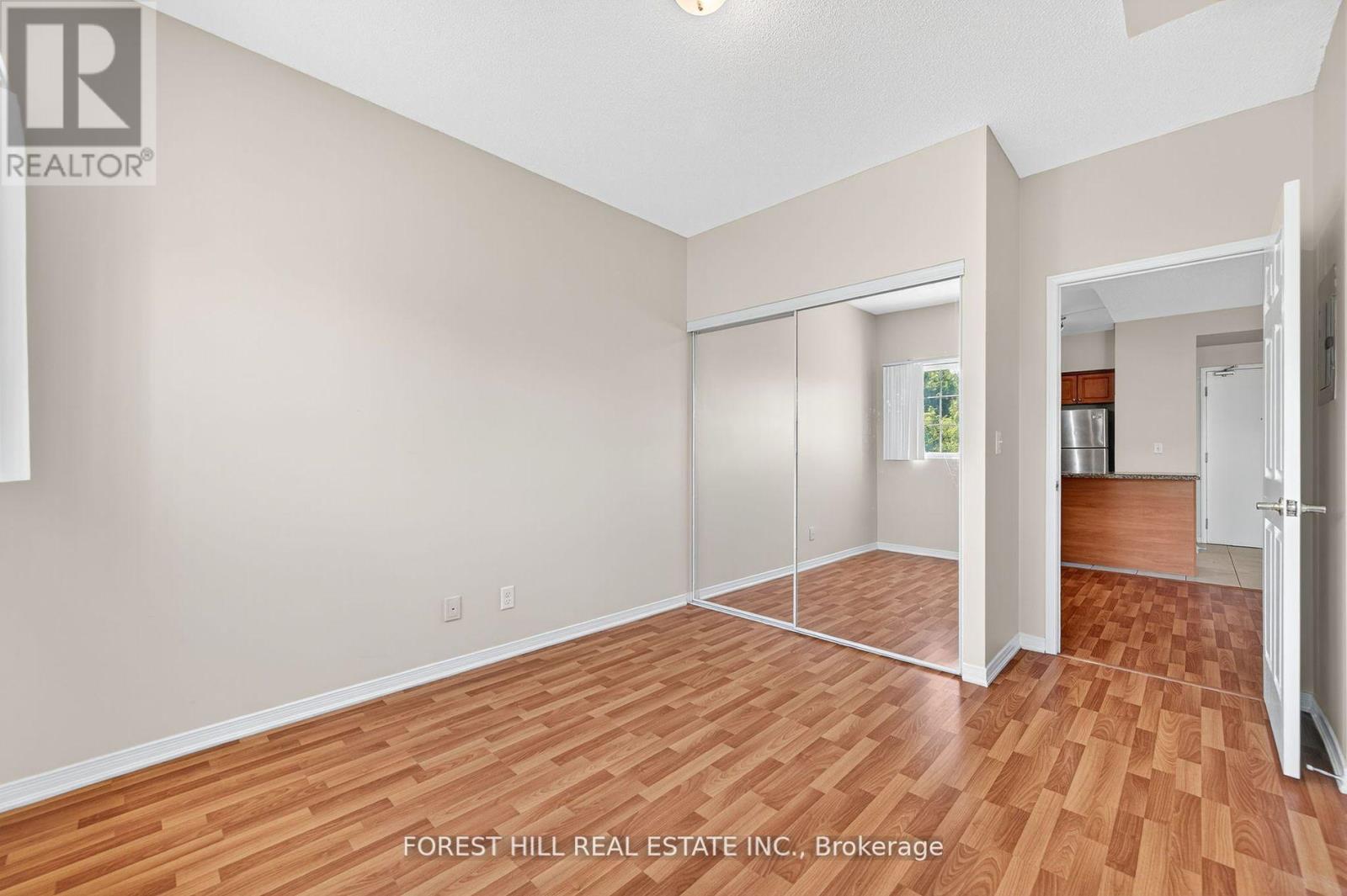 Photo 30 of 308 9451 Jane Street, Vaughan ON