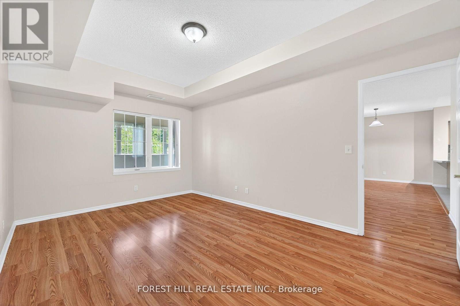 Photo 28 of 308 9451 Jane Street, Vaughan ON