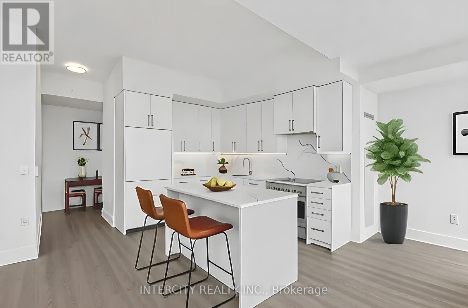 Photo 19 of 516 2075 King Road, King ON