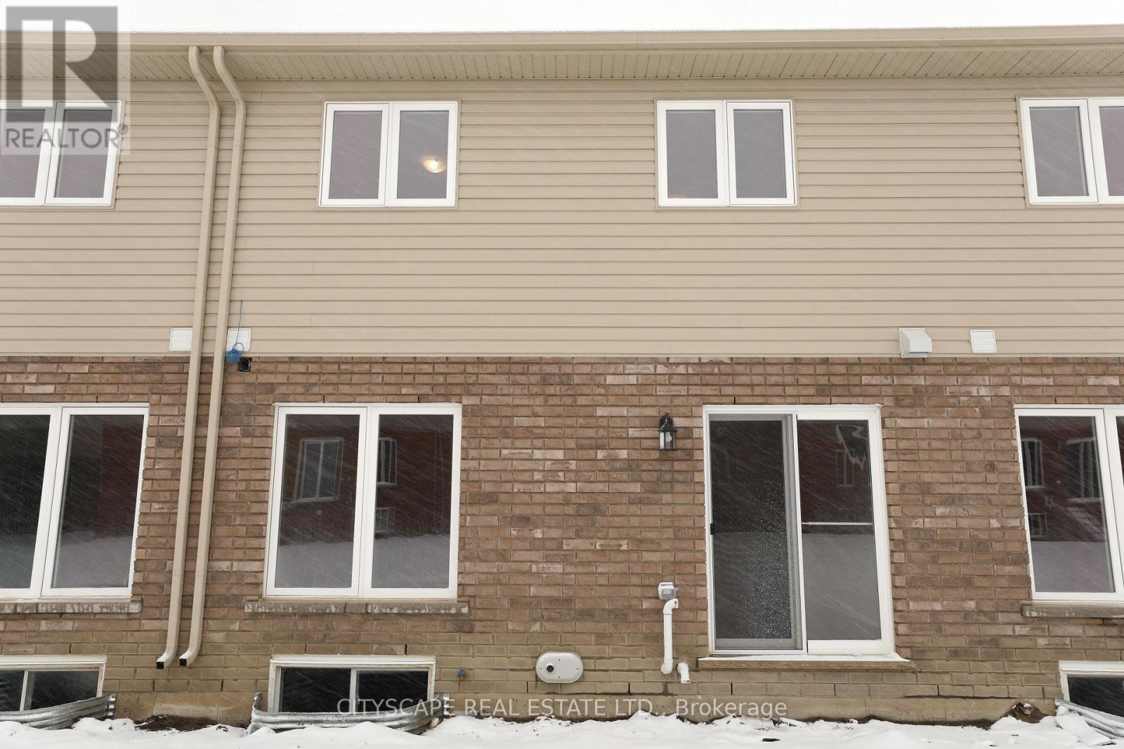 Photo 20 of 87 Bethune Avenue, Hamilton ON