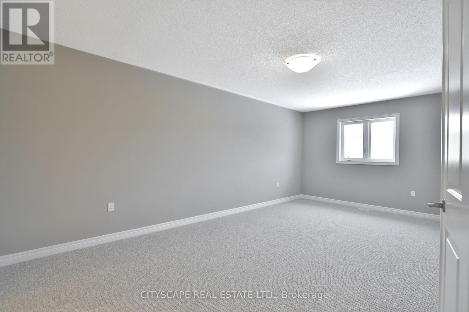 Photo 11 of 87 Bethune Avenue, Hamilton ON