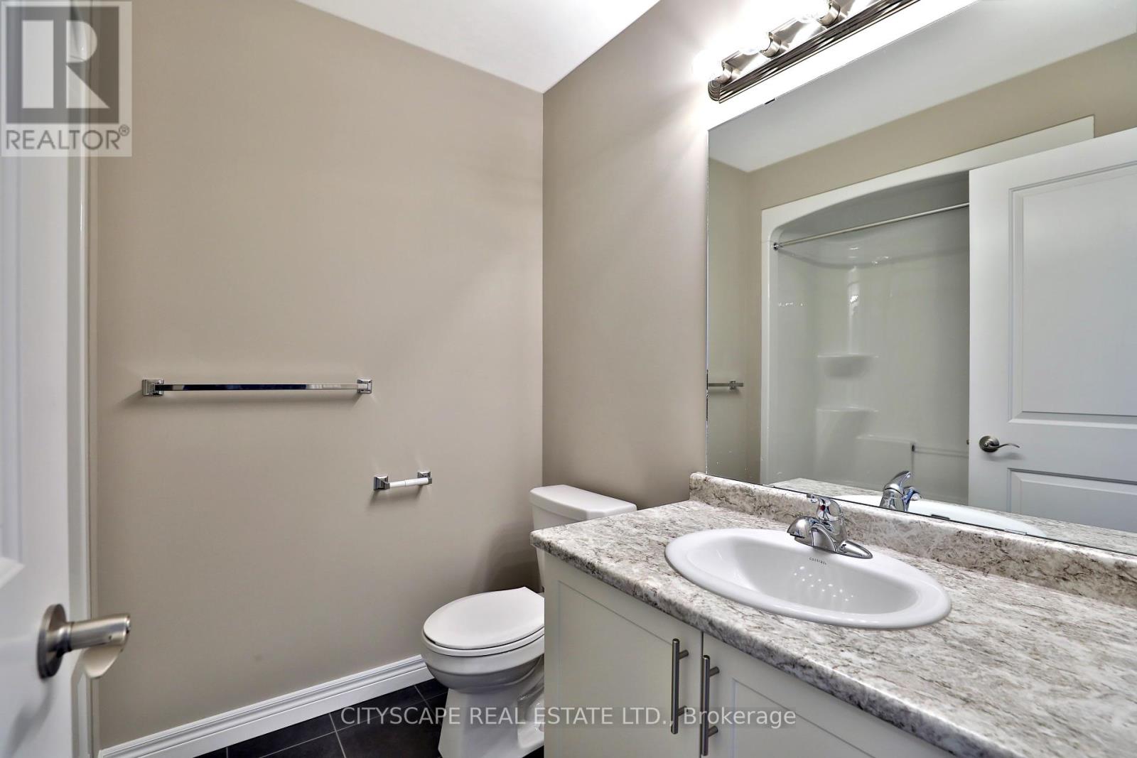 Photo 3 of 87 Bethune Avenue, Hamilton ON