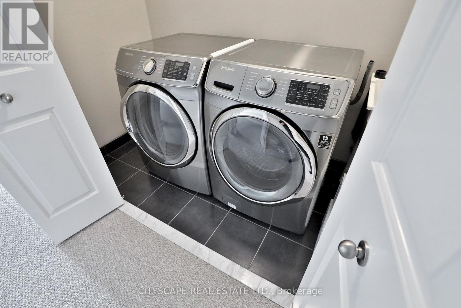 Photo 6 of 87 Bethune Avenue, Hamilton ON