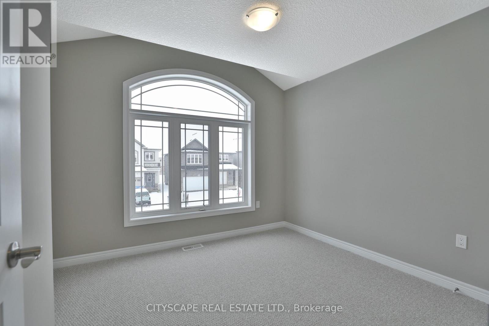 Photo 2 of 87 Bethune Avenue, Hamilton ON