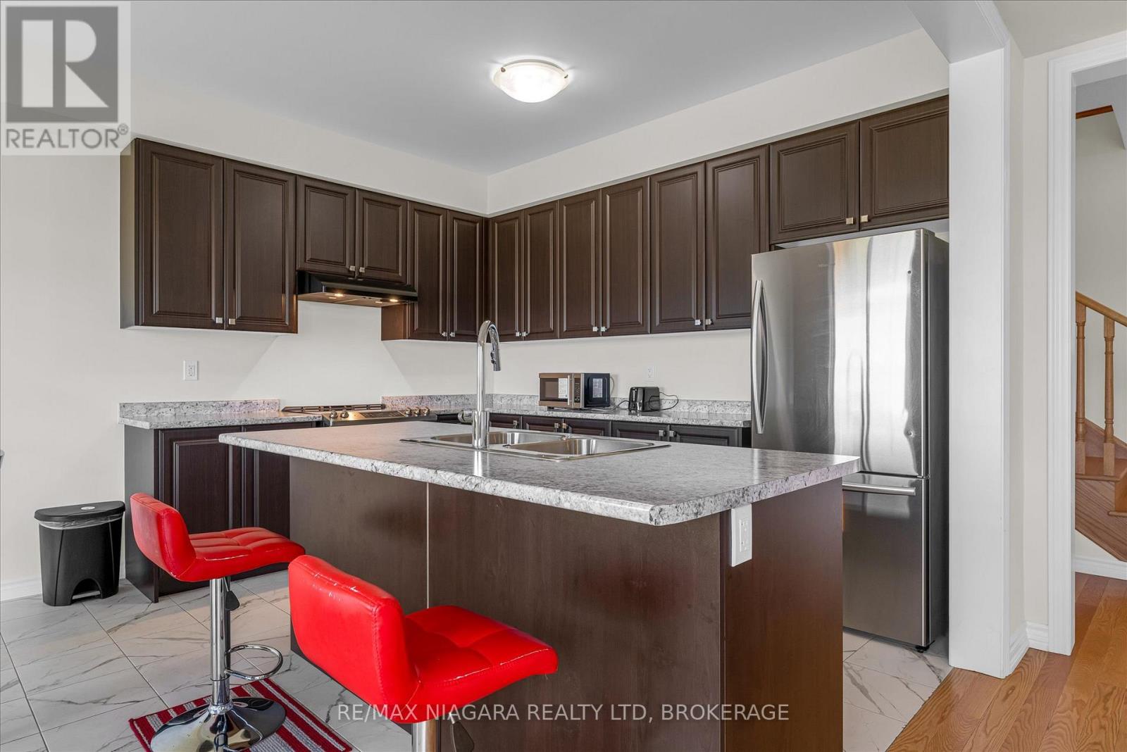Photo 28 of 22 Peach Street, Thorold ON