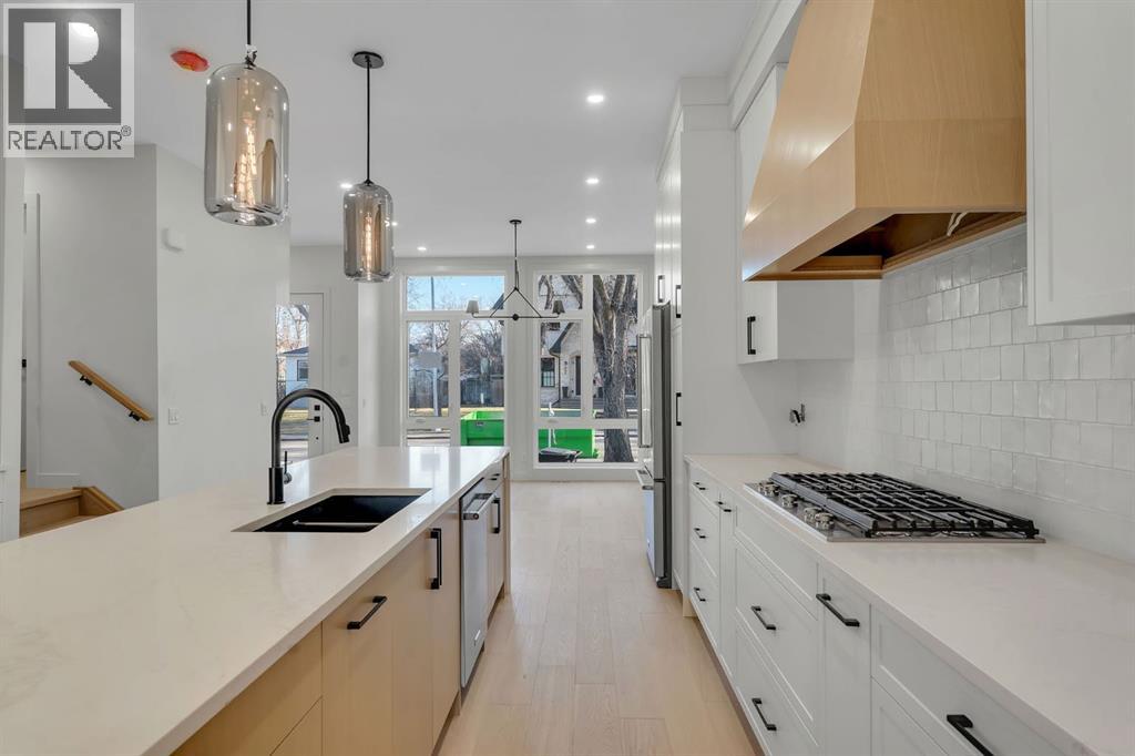 Single Family House for Sale in   Avenue NW Mount Pleasant Calgary 