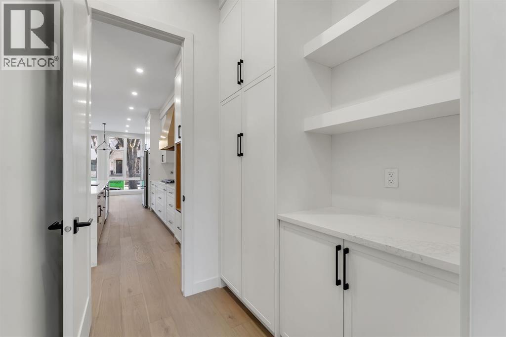 Single Family House for Sale in   Avenue NW Mount Pleasant Calgary 