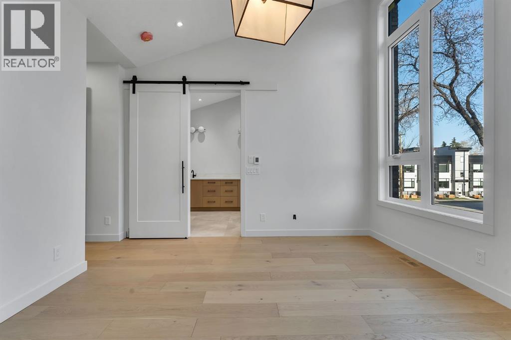 Single Family House for Sale in   Avenue NW Mount Pleasant Calgary 