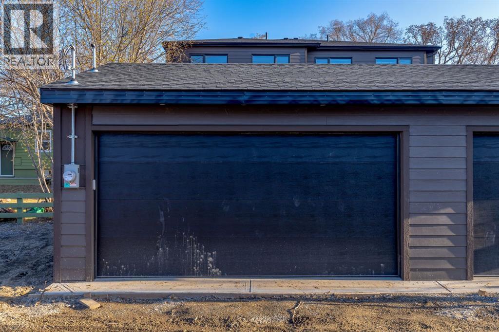 Single Family House for Sale in   Avenue NW Mount Pleasant Calgary 