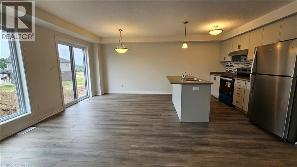 Photo 4 of 395 Benninger Drive, Kitchener ON