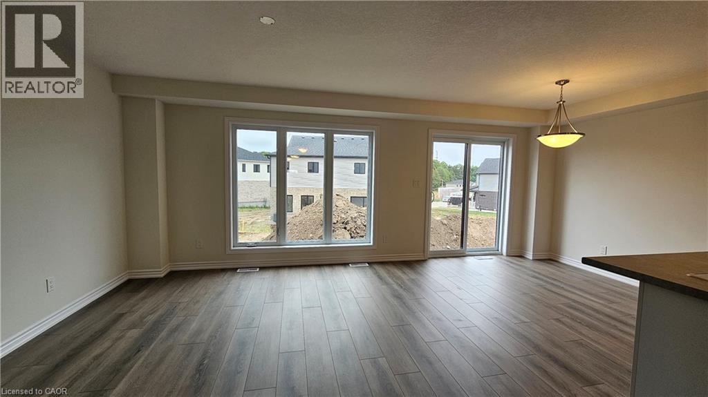 Photo 10 of 395 Benninger Drive, Kitchener ON