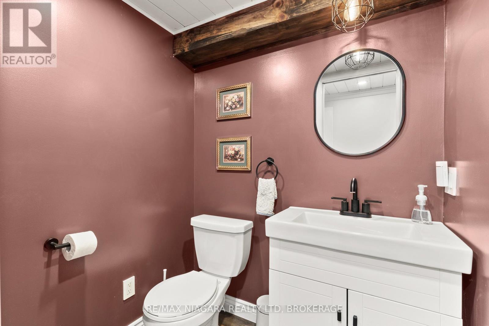 Photo 27 of 10408 Lakeshore Road, Wainfleet ON