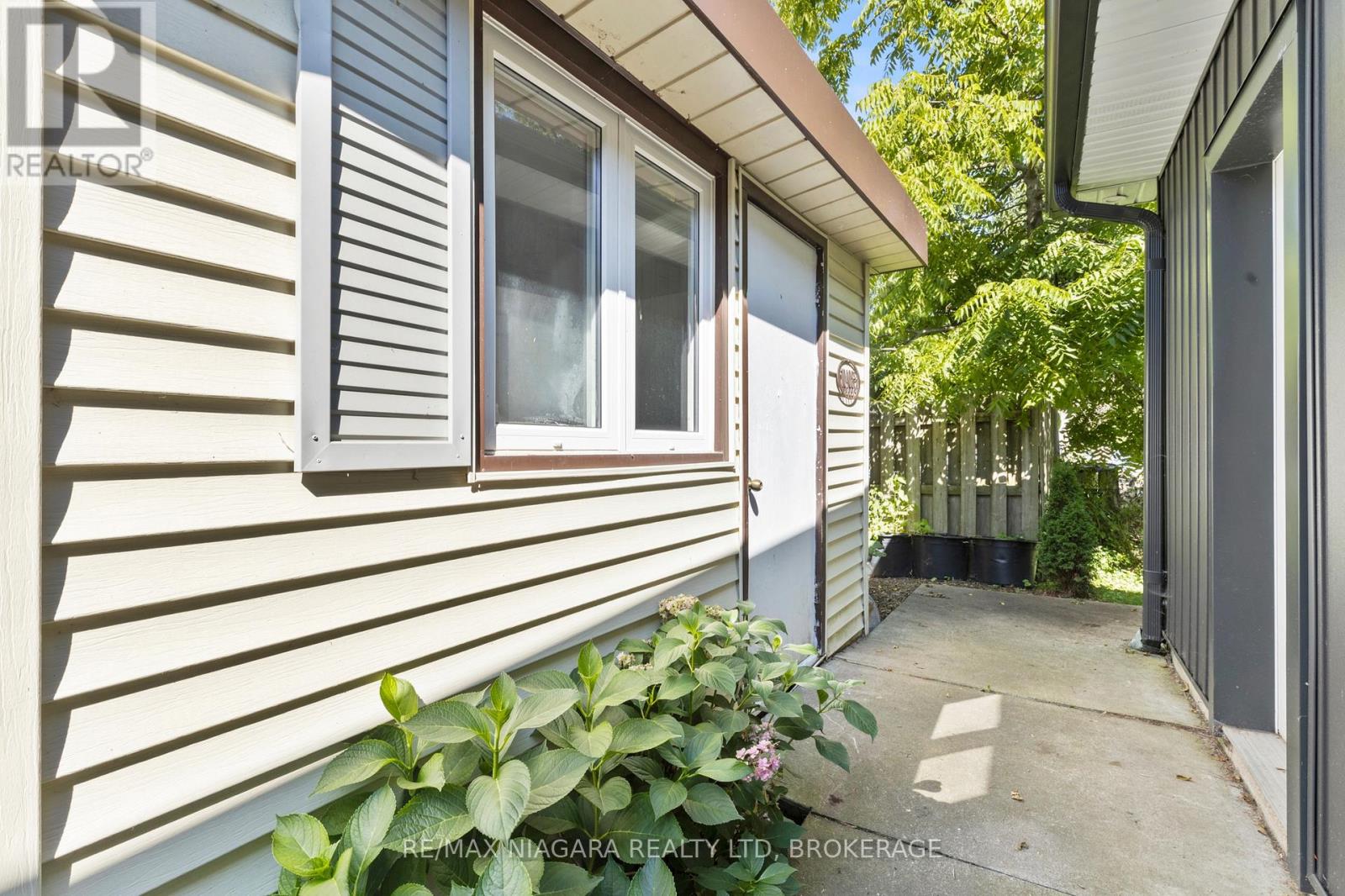Photo 31 of 10408 Lakeshore Road, Wainfleet ON