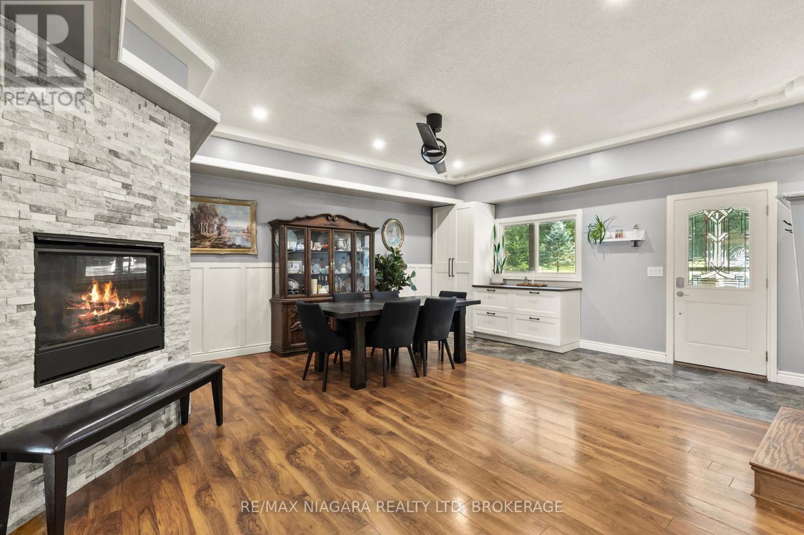 Photo 8 of 10408 Lakeshore Road, Wainfleet ON