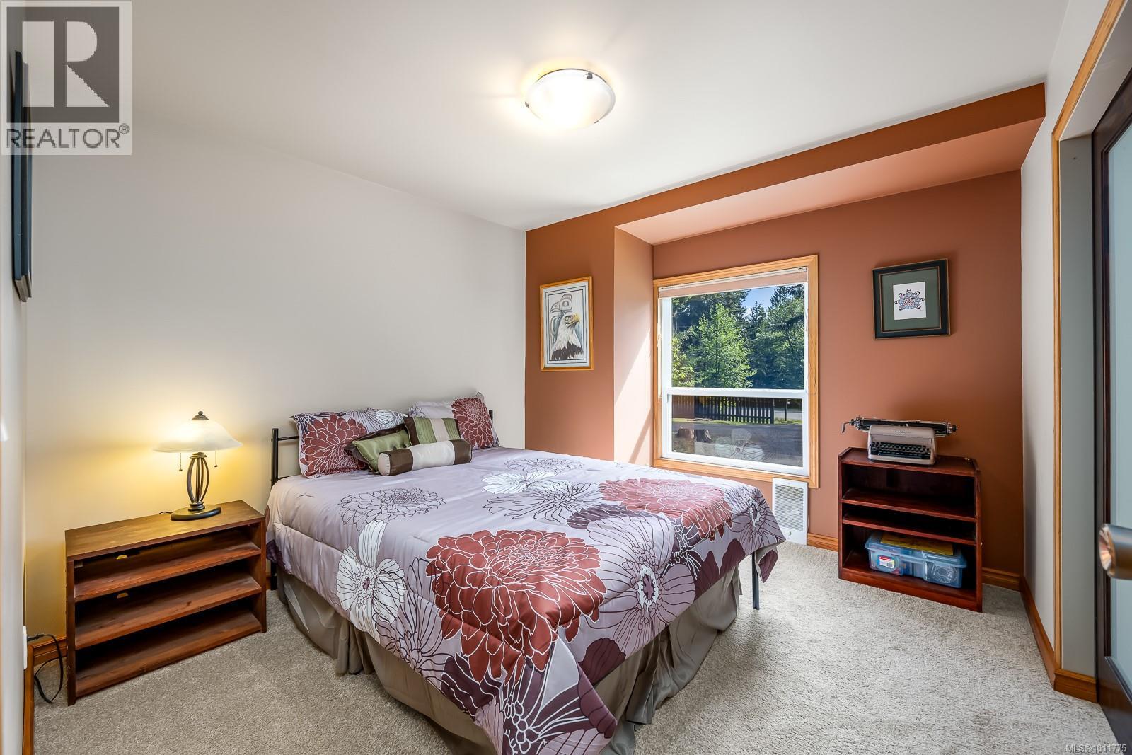 1307 Anderton Rd, Comox