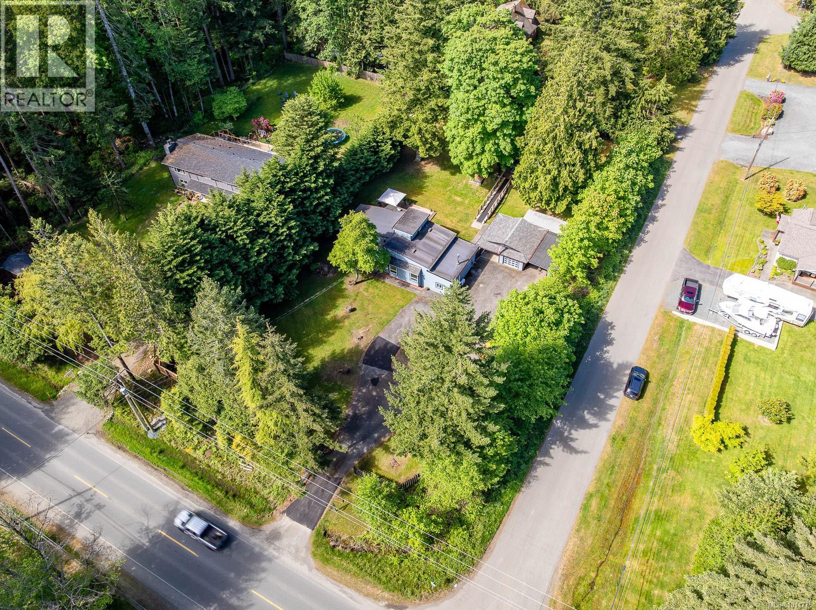 1307 Anderton Rd, Comox