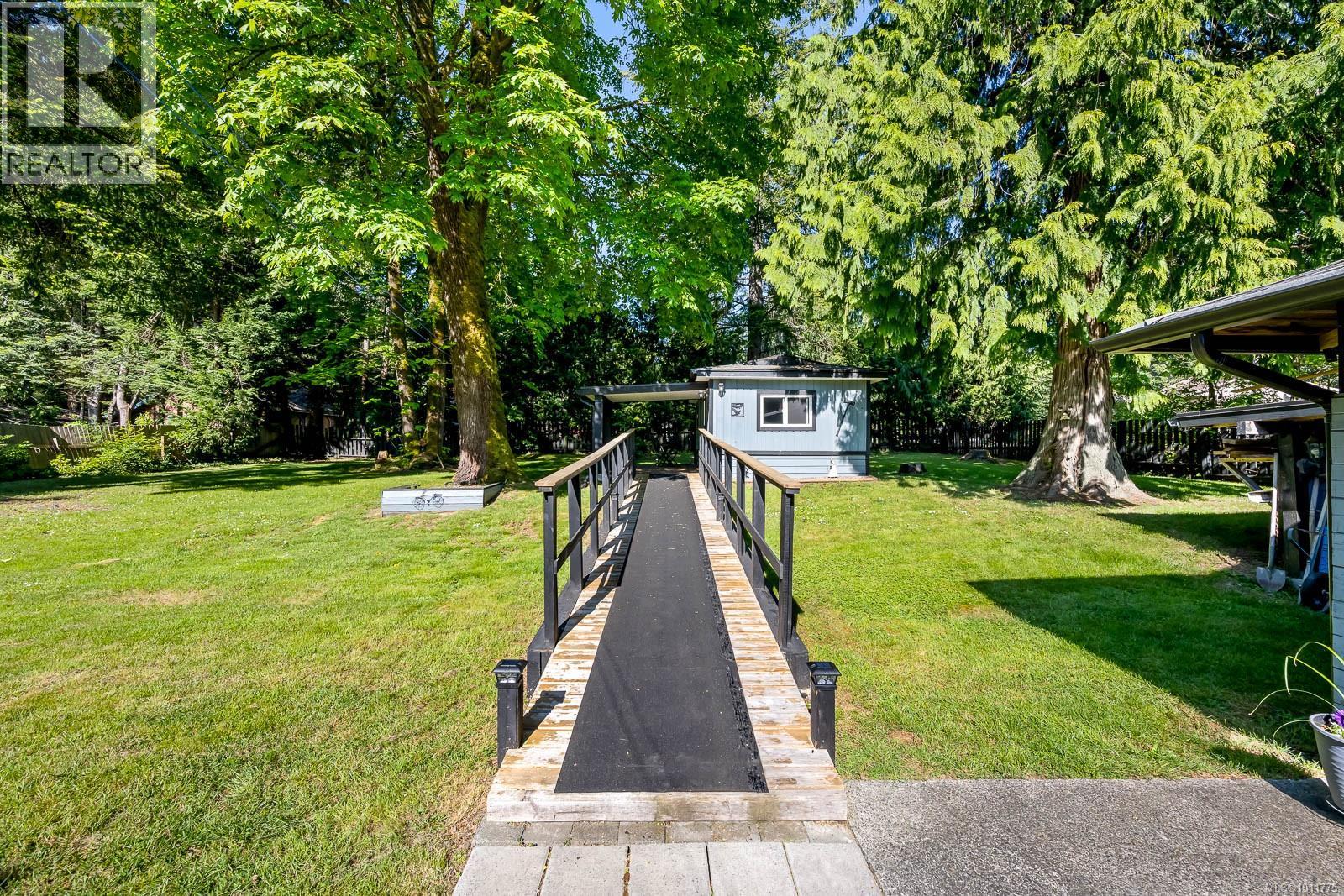 1307 Anderton Rd, Comox
