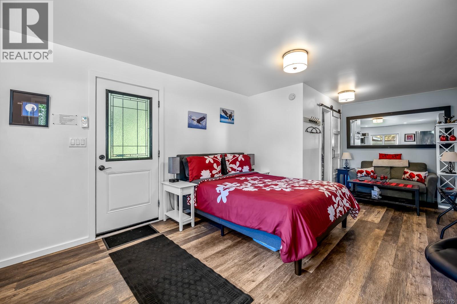 1307 Anderton Rd, Comox
