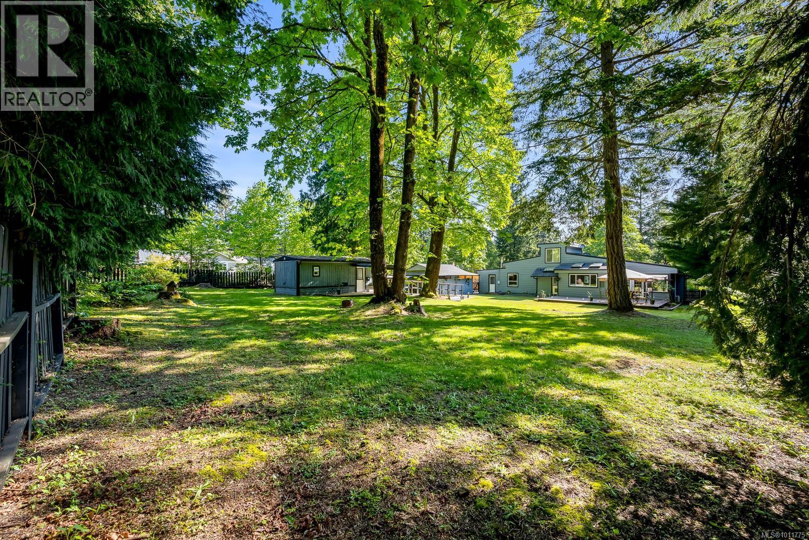 1307 Anderton Rd, Comox