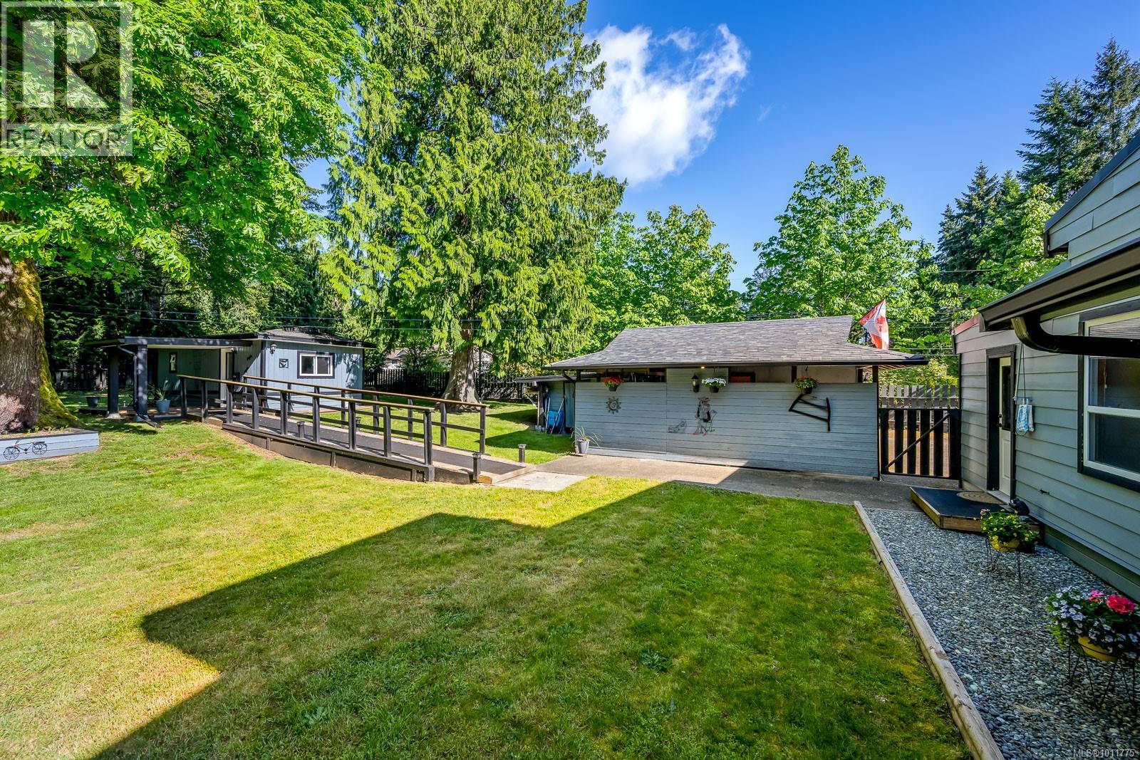 1307 Anderton Rd, Comox
