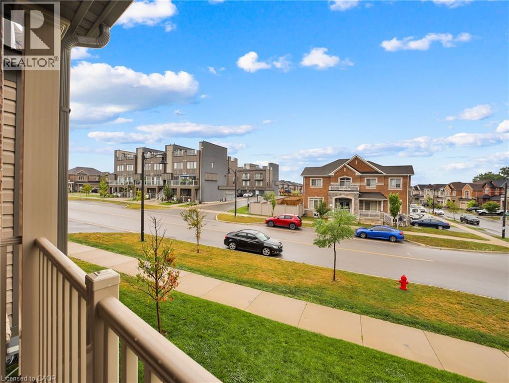 Photo 6 of 101 Mallard Trail, Waterdown ON