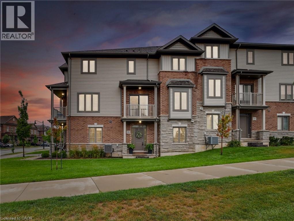 Photo 39 of 101 Mallard Trail, Waterdown ON