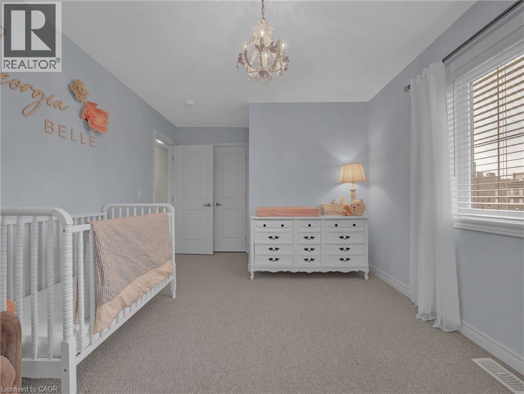 Photo 21 of 101 Mallard Trail, Waterdown ON
