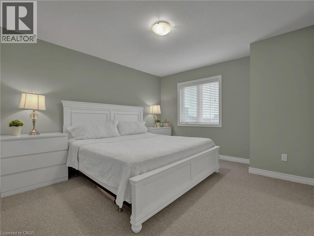 Photo 35 of 101 Mallard Trail, Waterdown ON