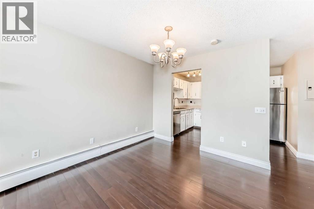 Single Family House Multi-level for Sale in #   Avenue NW Sunnyside Calgary 