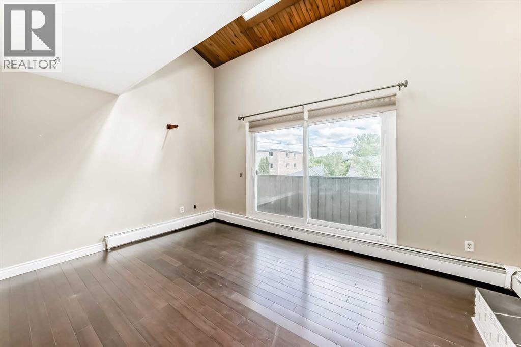 Single Family House Multi-level for Sale in #   Avenue NW Sunnyside Calgary 