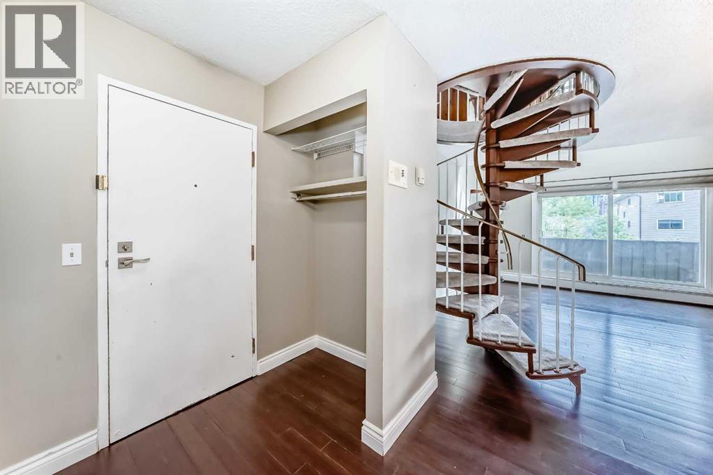 Single Family House Multi-level for Sale in #   Avenue NW Sunnyside Calgary 