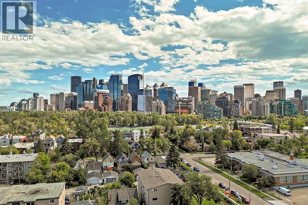 Single Family House Multi-level for Sale in #   Avenue NW Sunnyside Calgary 