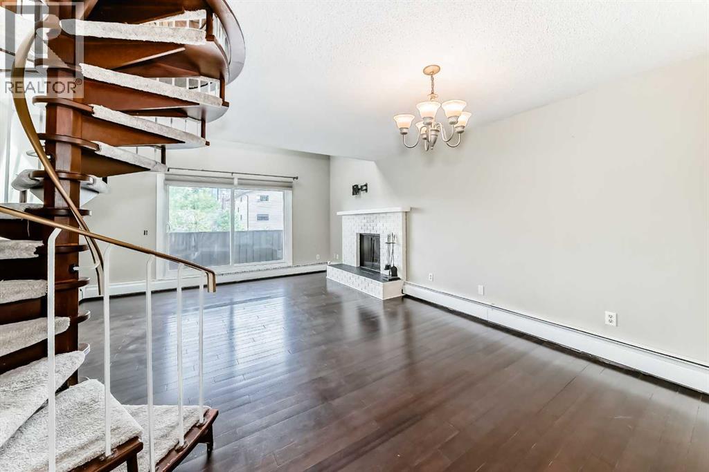 Single Family House Multi-level for Sale in #   Avenue NW Sunnyside Calgary 