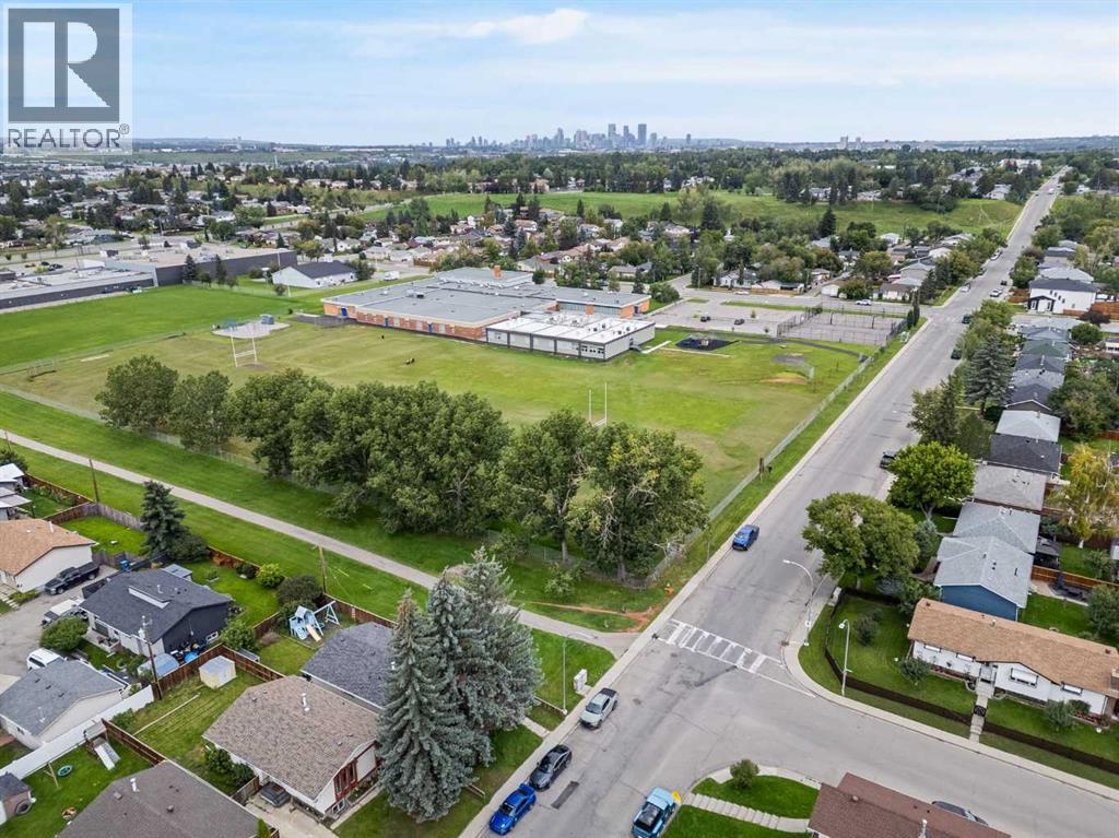 Single Family House for Sale in  A Street SE Ogden Calgary 