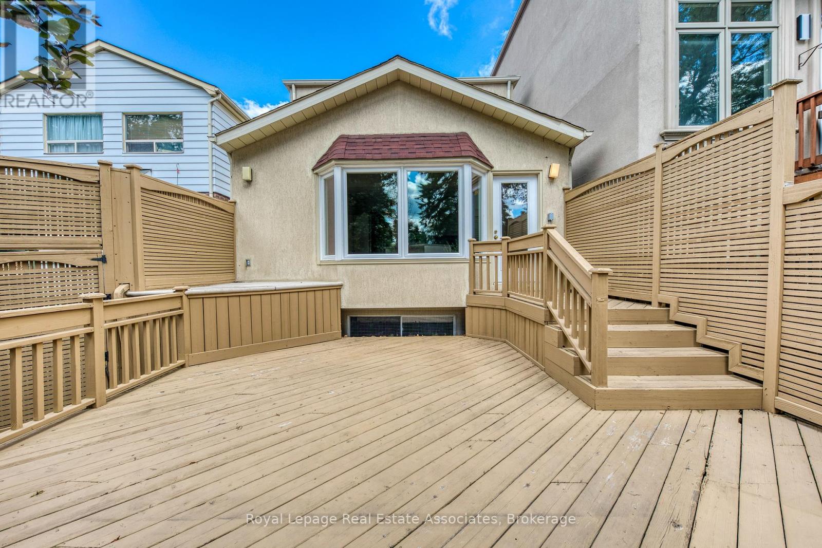 Photo 17 of 123 Melrose Avenue, Toronto ON