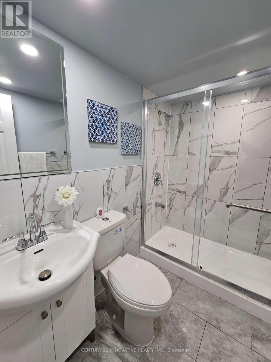 Photo 1 of 703 Midland Avenue, Toronto ON