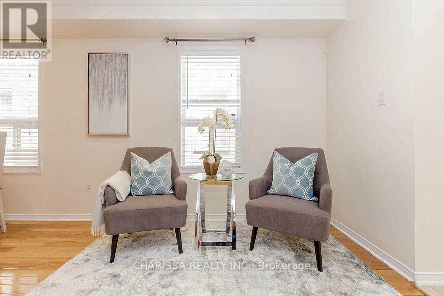Photo 7 of Upper 131 Argento Crescent, Vaughan ON