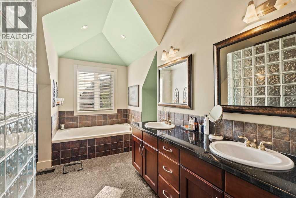 Single Family House for Sale in  Erlton Street SW Erlton Calgary 
