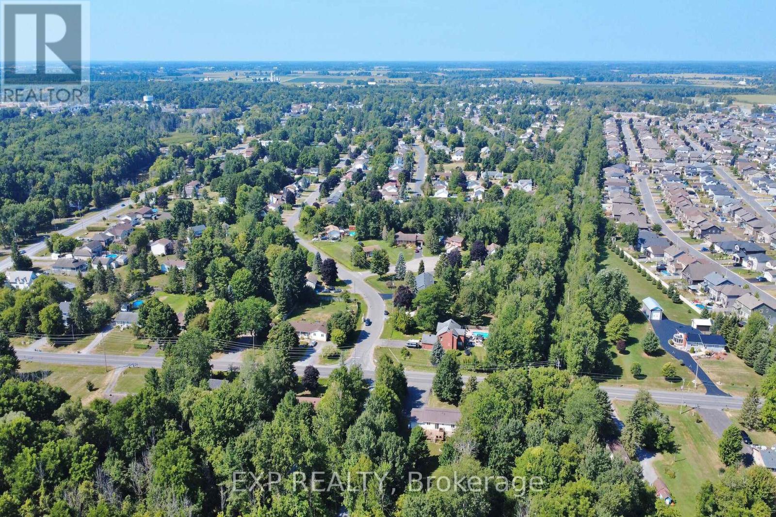 Photo 31 of 1083 Eadie Road, Russell ON
