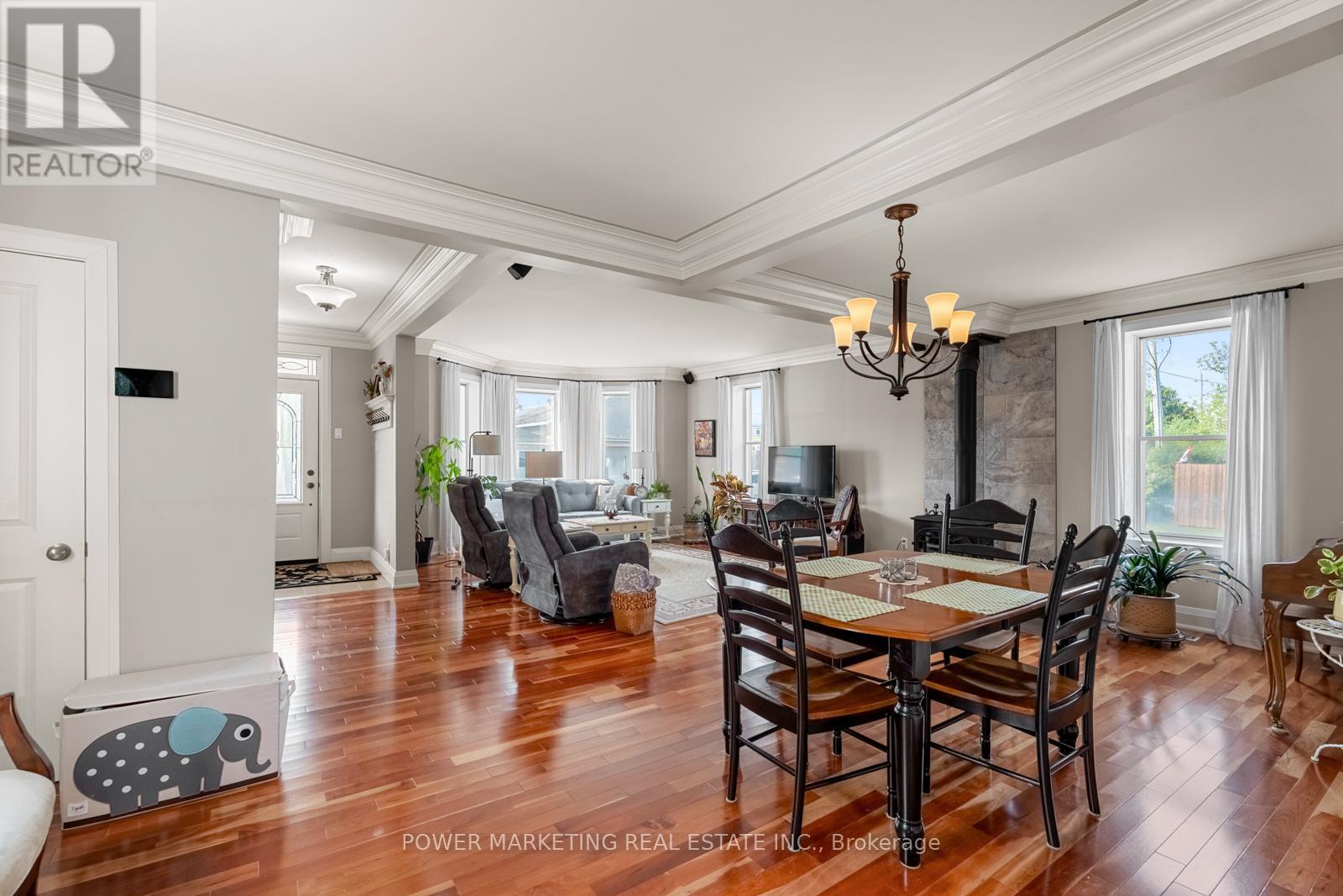 Photo 25 of 49 Mclachlin Street, Arnprior ON