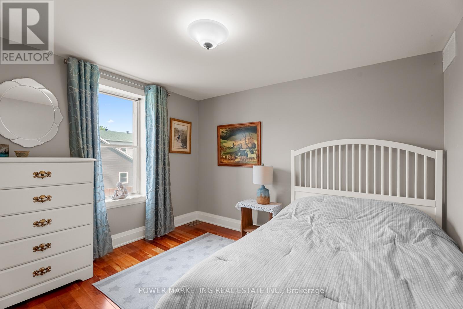 Photo 12 of 49 Mclachlin Street, Arnprior ON
