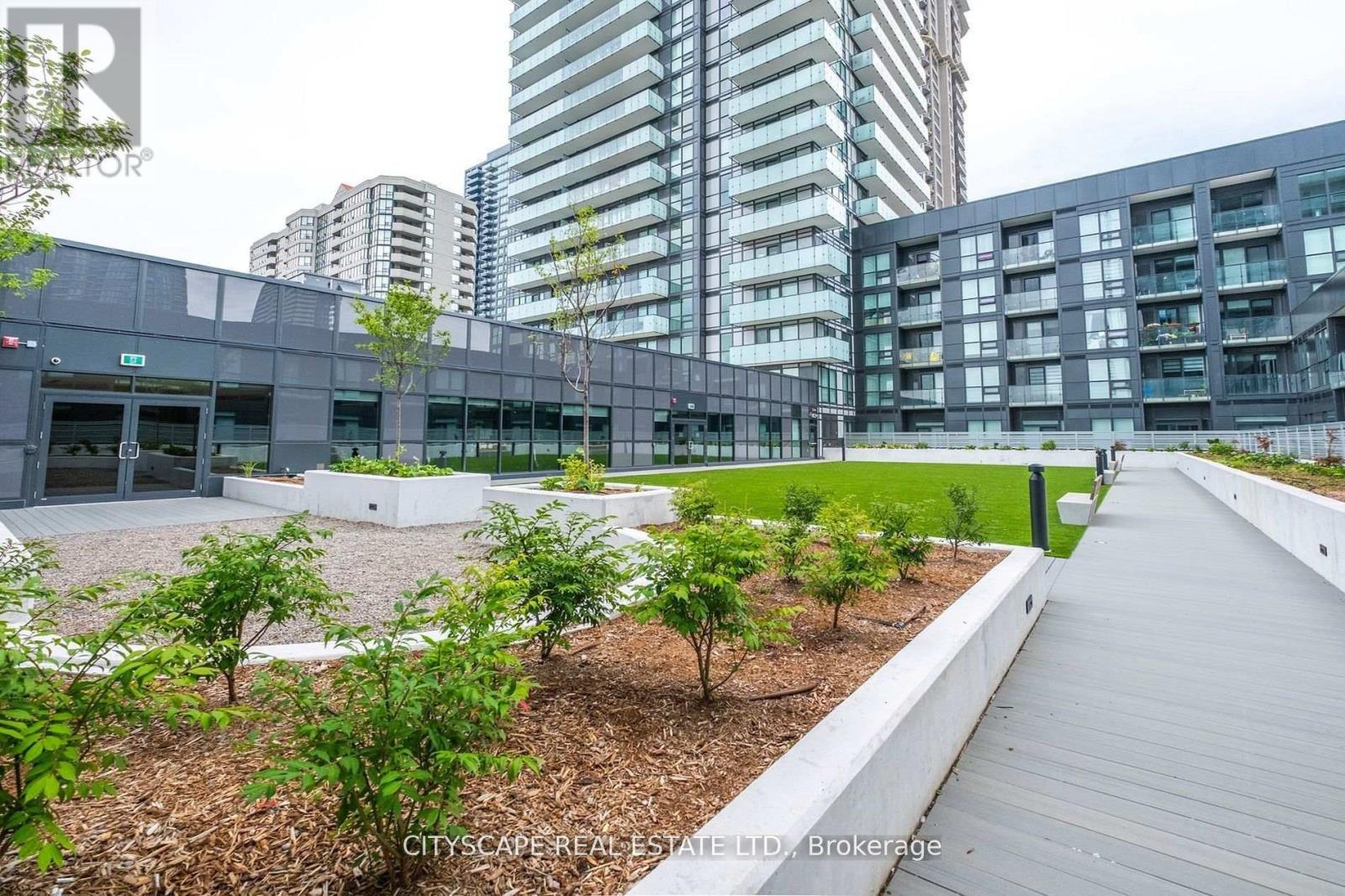 Photo 5 of 811 4130 Parkside Village Drive, Mississauga ON